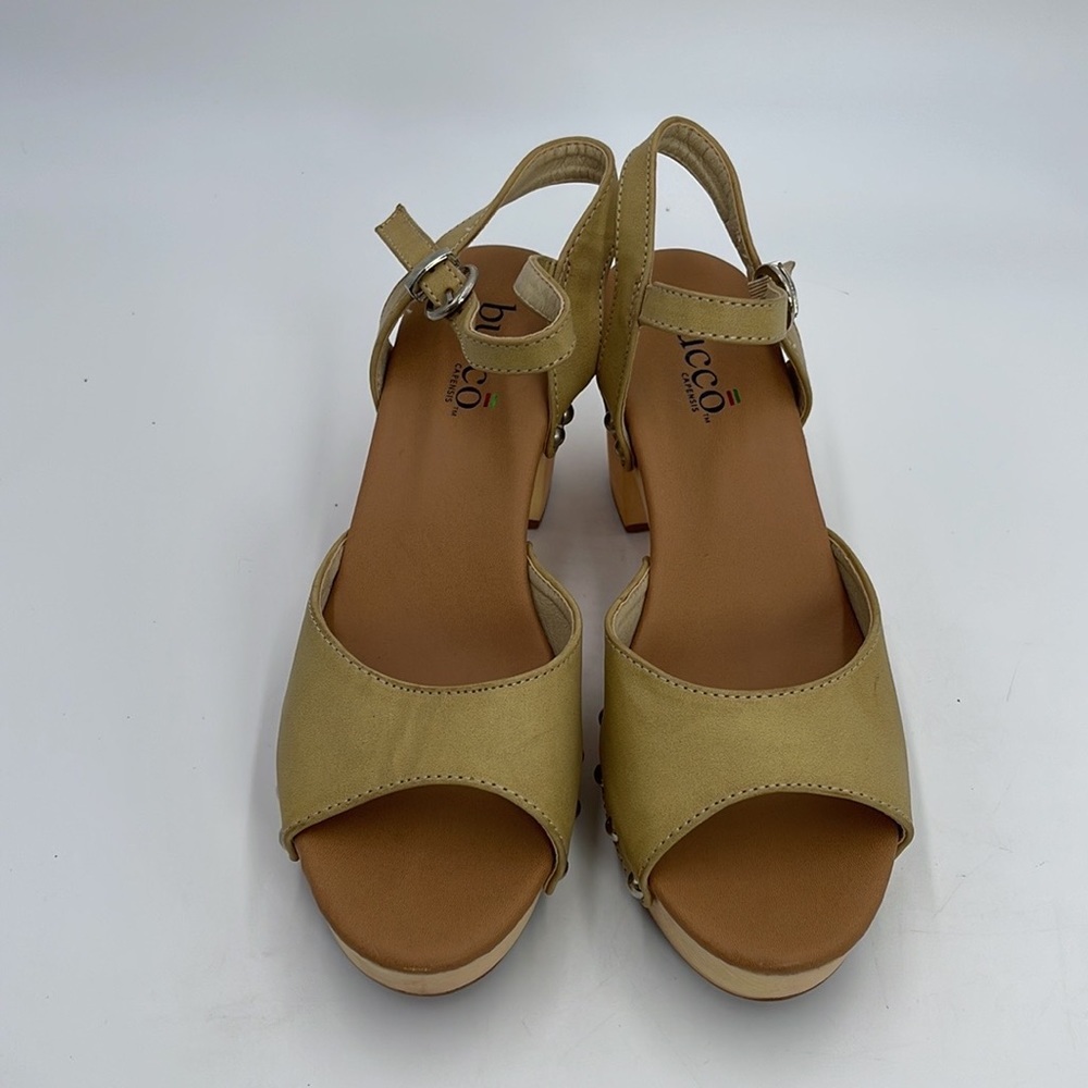 Bucco Shidene Sandal Wood Heels - Picture 4 of 10
